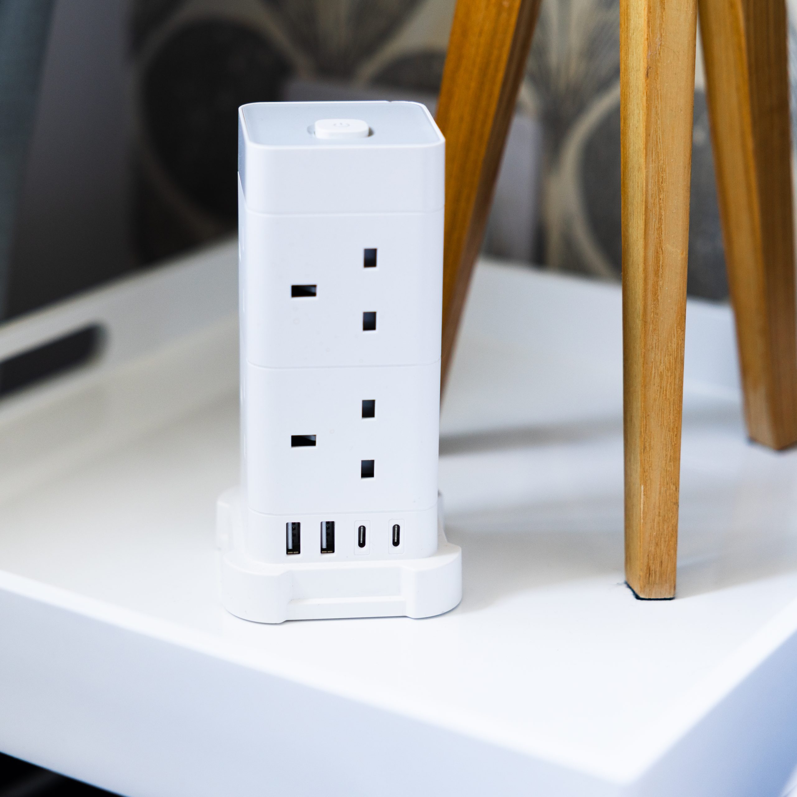TCP 8 AC Socket Tower Cube Extension Lead with 2 USB-A ports, and 2 USB-C ports - Image 2